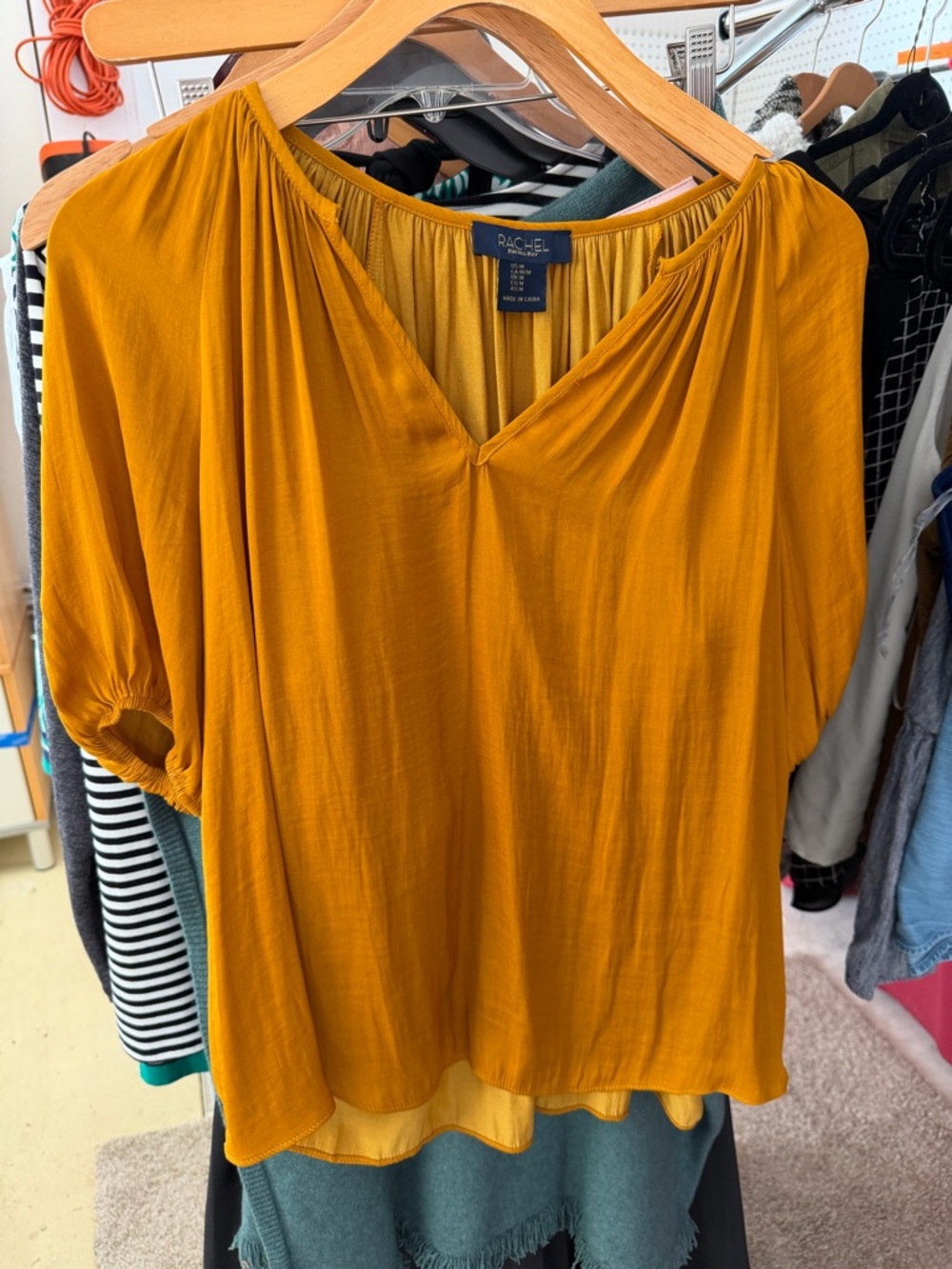 RACHEL Rachel Roy Mustard V-Neck Short Puffy Sleeve Blouse